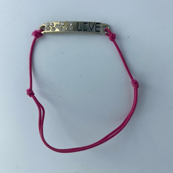 Simple bracelet with stretch band - Picture 1 of 1